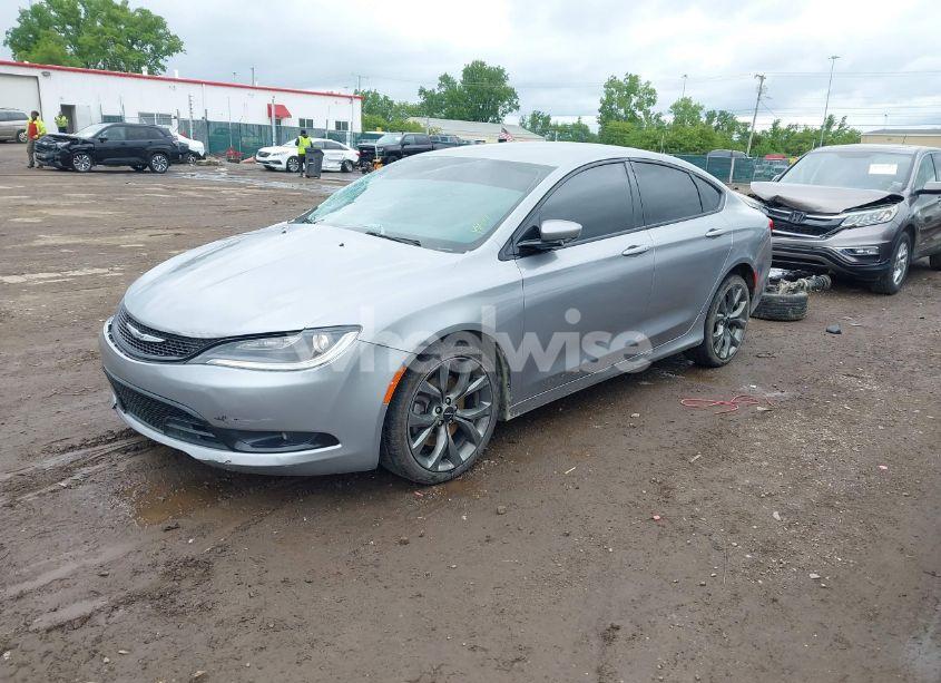 Photo 2 of 2016 Chrysler 200 S (VIN 1C3CCCBB2GN125376)