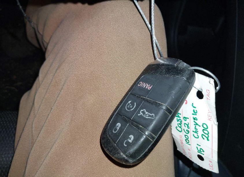 Photo 11 of 2015 Chrysler 200 S (VIN 1C3CCCBB3FN618420)