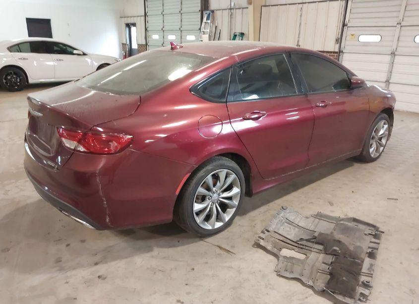 Photo 4 of 2015 Chrysler 200 S (VIN 1C3CCCBB3FN618420)