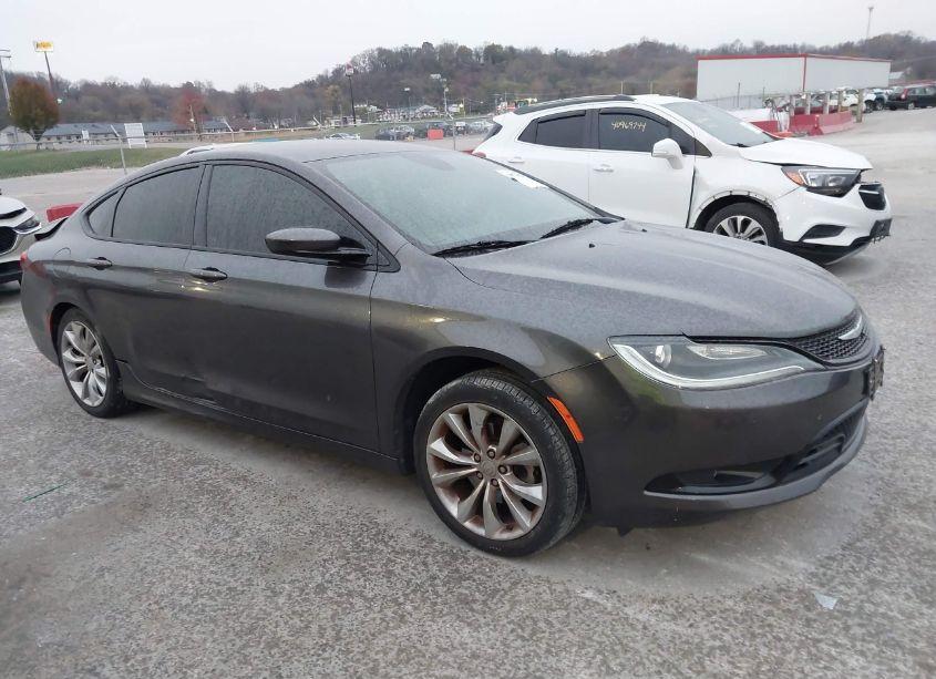 2015 Chrysler 200 S (VIN 1C3CCCBB3FN629689) main photo