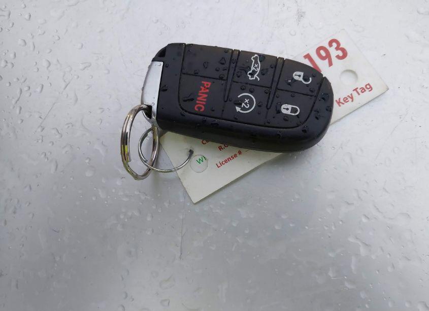 Photo 11 of 2015 Chrysler 200 S (VIN 1C3CCCBB3FN629689)