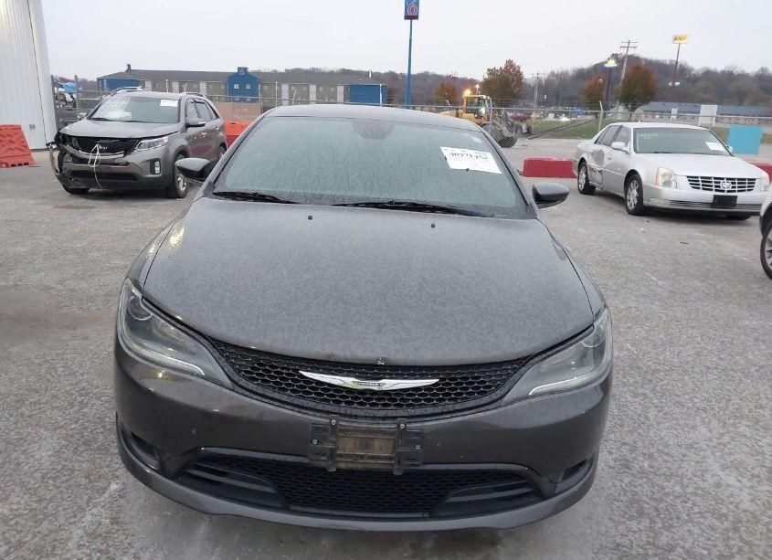 Photo 12 of 2015 Chrysler 200 S (VIN 1C3CCCBB3FN629689)