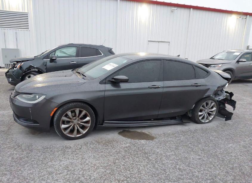 Photo 14 of 2015 Chrysler 200 S (VIN 1C3CCCBB3FN629689)