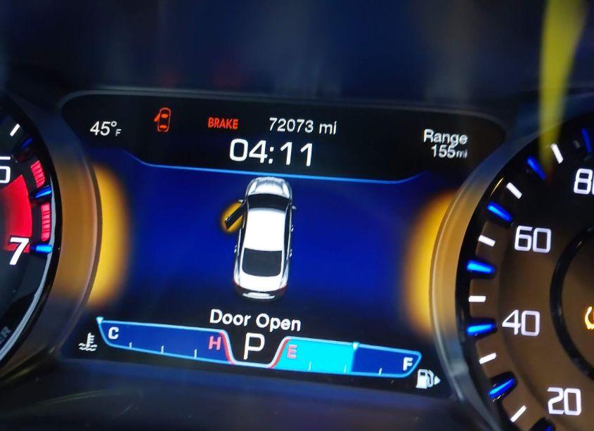 Photo 15 of 2015 Chrysler 200 S (VIN 1C3CCCBB3FN629689)