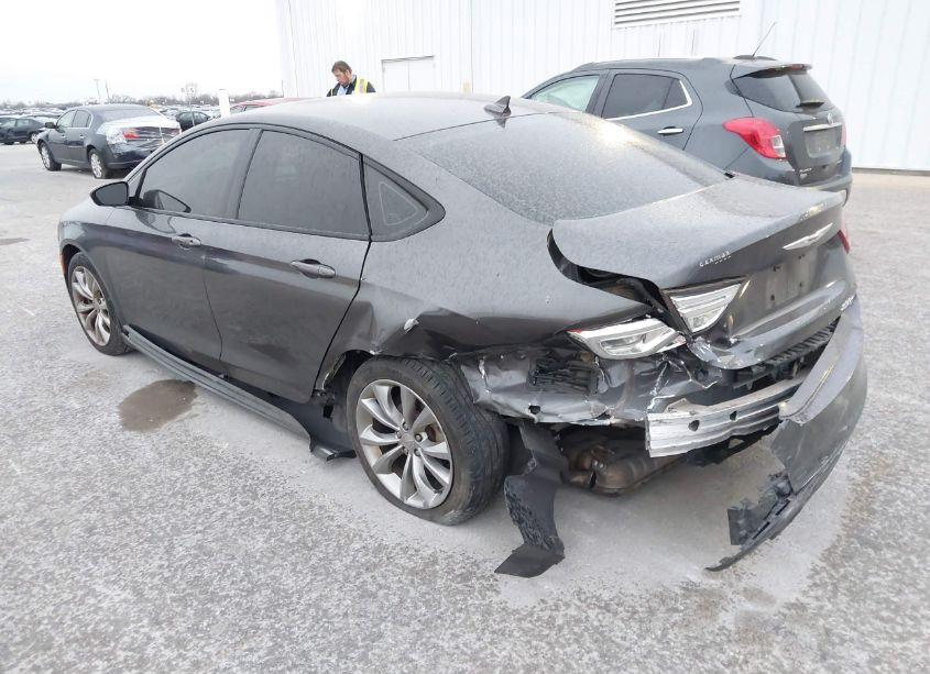 Photo 3 of 2015 Chrysler 200 S (VIN 1C3CCCBB3FN629689)