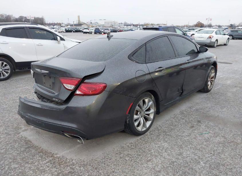 Photo 4 of 2015 Chrysler 200 S (VIN 1C3CCCBB3FN629689)