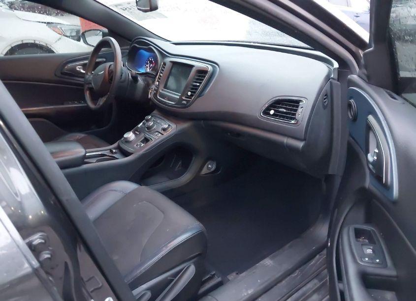 Photo 5 of 2015 Chrysler 200 S (VIN 1C3CCCBB3FN629689)