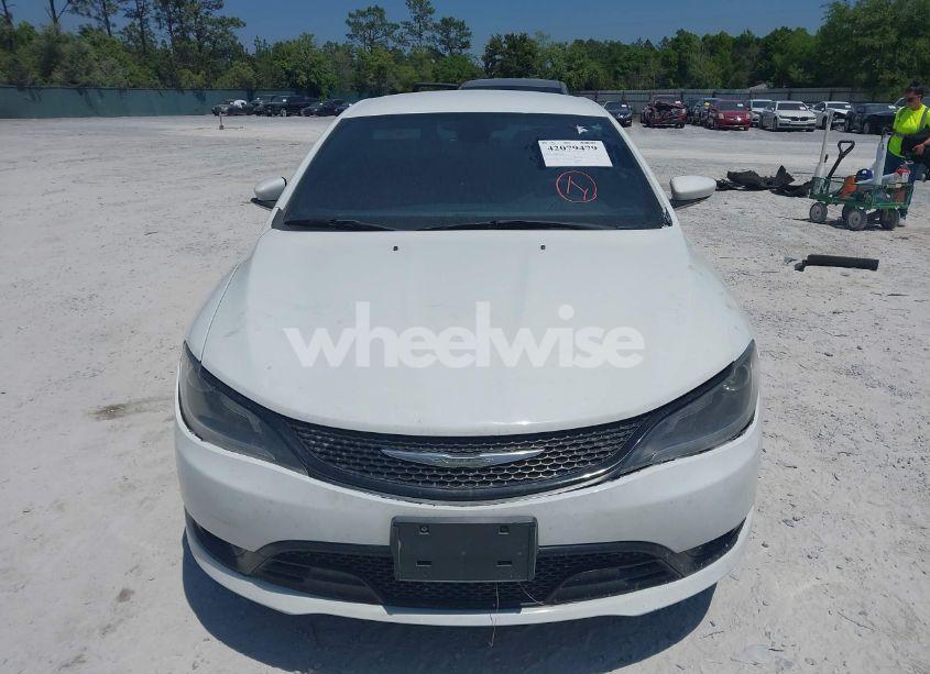 Photo 12 of 2015 Chrysler 200 S (VIN 1C3CCCBB3FN669755)