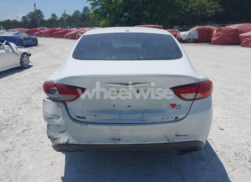 Photo 16 of 2015 Chrysler 200 S (VIN 1C3CCCBB3FN669755)