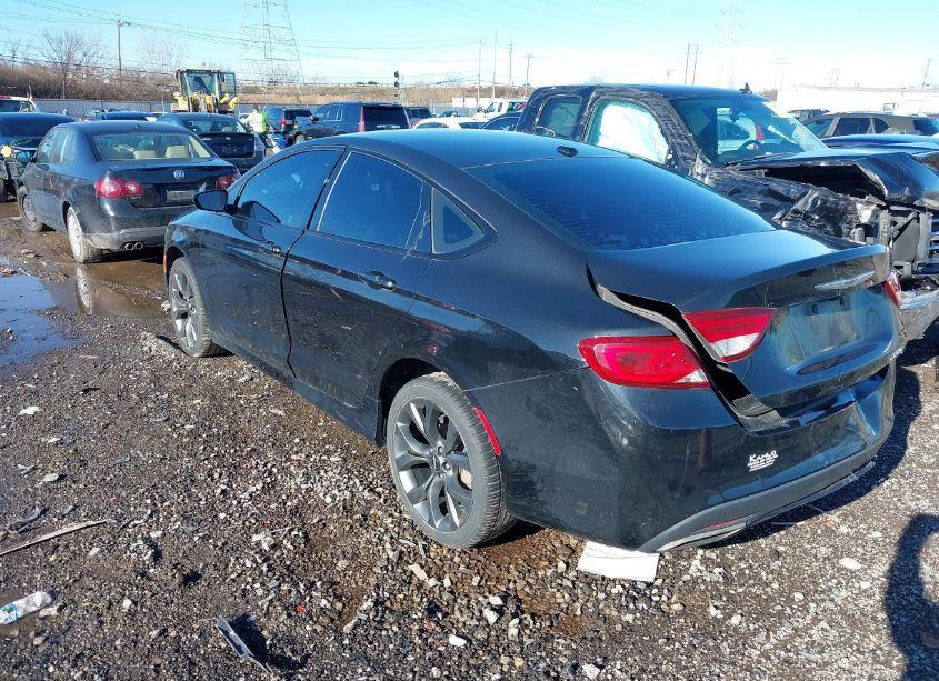 Photo 3 of 2015 Chrysler 200 S (VIN 1C3CCCBB3FN684210)
