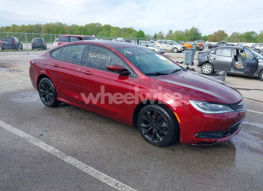 2015 Chrysler 200 S (VIN 1C3CCCBB3FN739044) main photo