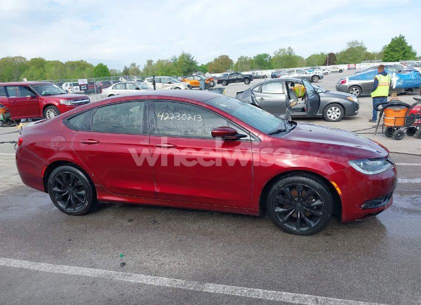 Photo 13 of 2015 Chrysler 200 S (VIN 1C3CCCBB3FN739044)