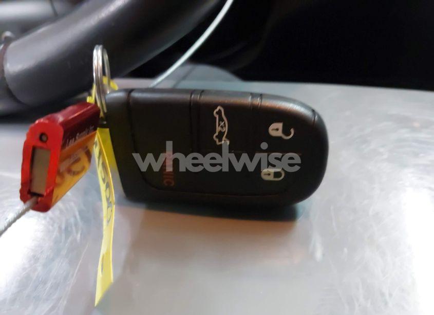 Photo 11 of 2016 Chrysler 200 S (VIN 1C3CCCBB3GN125449)