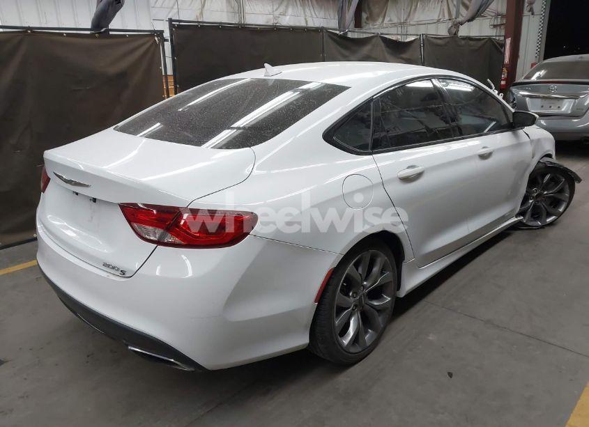 Photo 4 of 2016 Chrysler 200 S (VIN 1C3CCCBB3GN125449)