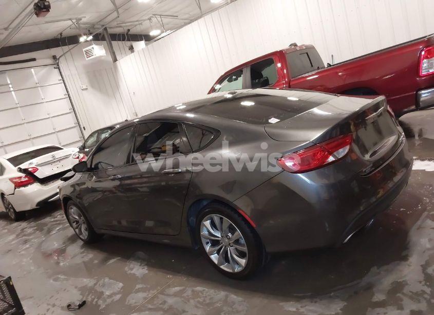 Photo 14 of 2015 Chrysler 200 S (VIN 1C3CCCBB4FN615378)