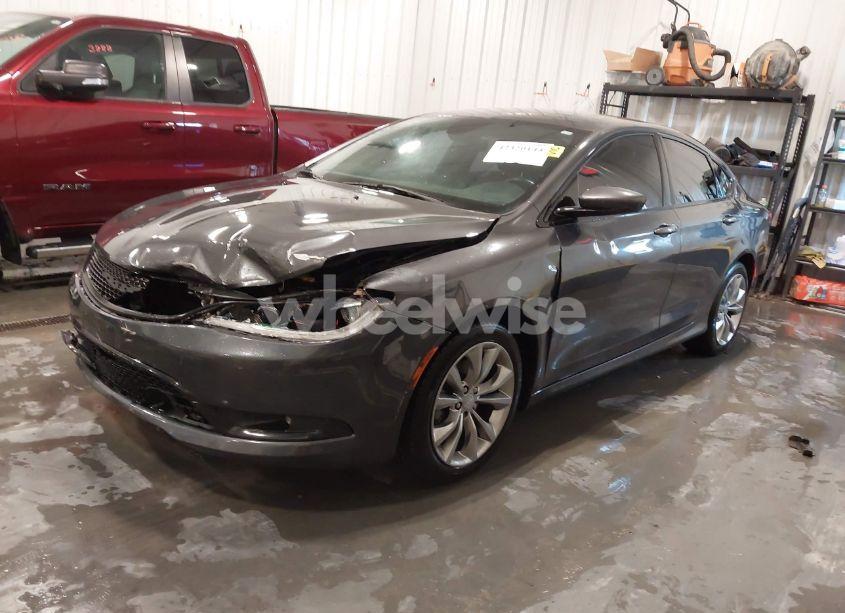 Photo 2 of 2015 Chrysler 200 S (VIN 1C3CCCBB4FN615378)