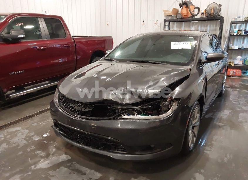 Photo 6 of 2015 Chrysler 200 S (VIN 1C3CCCBB4FN615378)