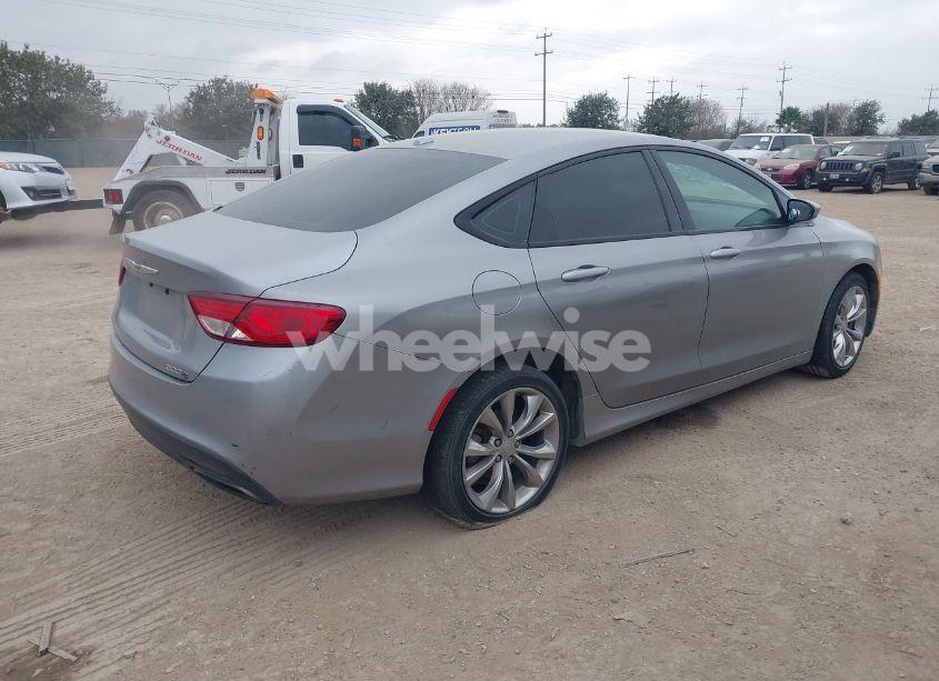 Photo 4 of 2015 Chrysler 200 S (VIN 1C3CCCBB4FN663298)