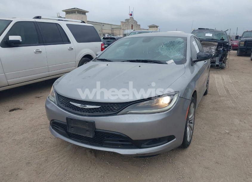 Photo 6 of 2015 Chrysler 200 S (VIN 1C3CCCBB4FN663298)