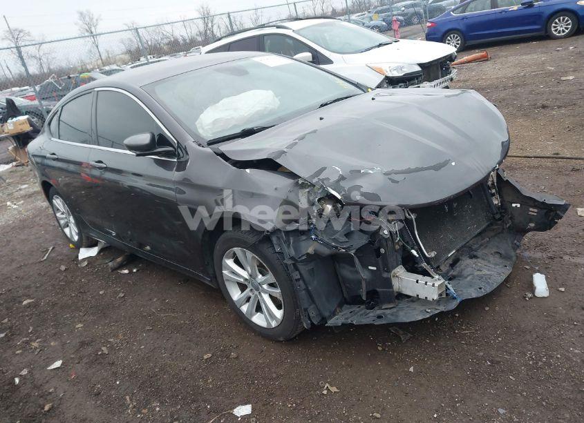 2015 Chrysler 200 S (VIN 1C3CCCBB4FN676715) main photo