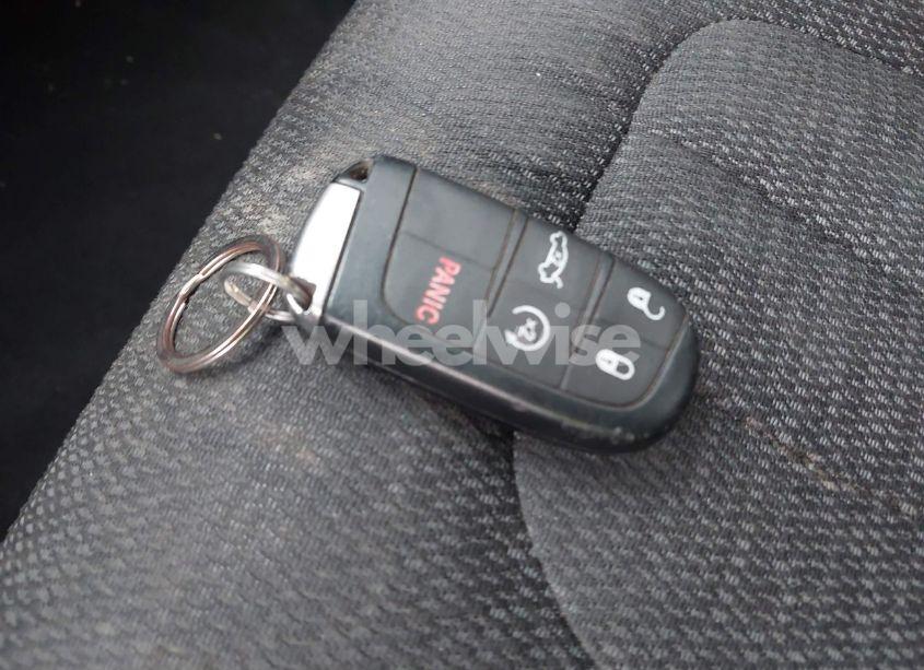 Photo 11 of 2015 Chrysler 200 S (VIN 1C3CCCBB4FN676715)