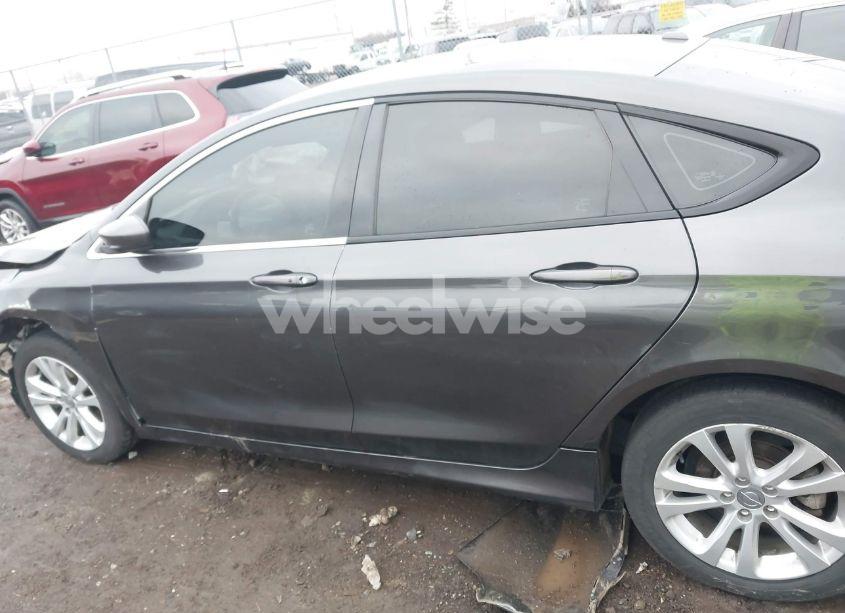 Photo 14 of 2015 Chrysler 200 S (VIN 1C3CCCBB4FN676715)