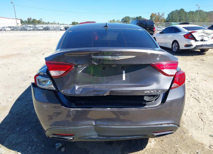 Photo 16 of 2015 Chrysler 200 S (VIN 1C3CCCBB4FN739117)