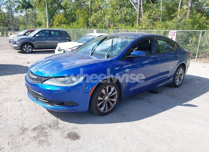 Photo 2 of 2015 Chrysler 200 S (VIN 1C3CCCBB4FN743717)