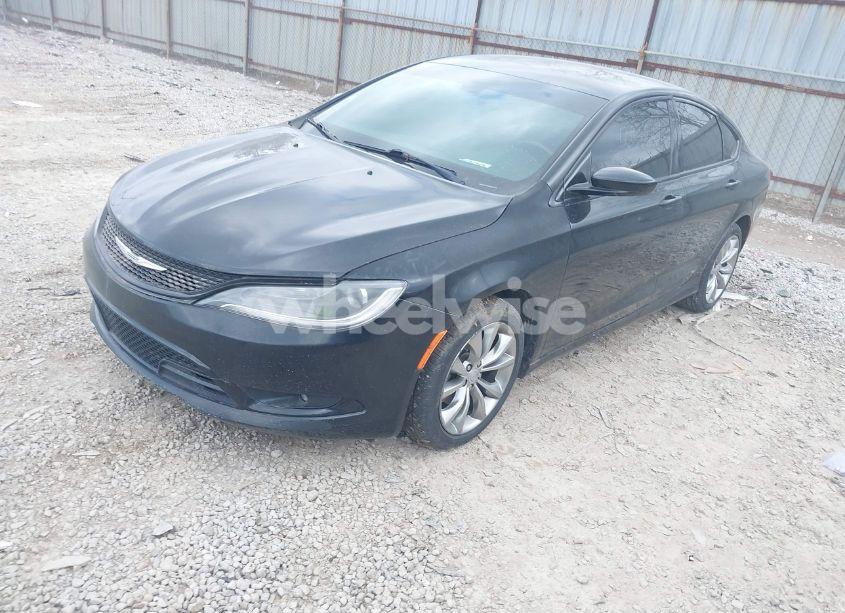 Photo 2 of 2015 Chrysler 200 S (VIN 1C3CCCBB4FN746827)