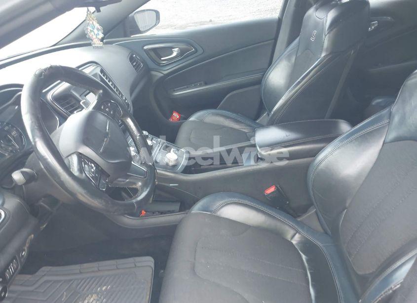 Photo 5 of 2015 Chrysler 200 S (VIN 1C3CCCBB4FN746827)