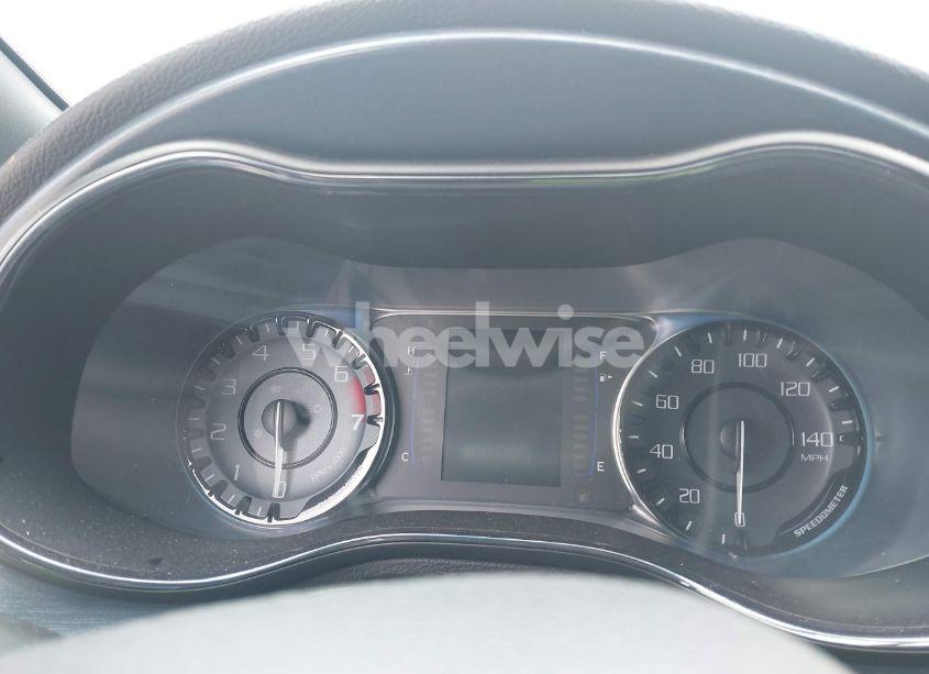 Photo 7 of 2015 Chrysler 200 S (VIN 1C3CCCBB4FN746827)