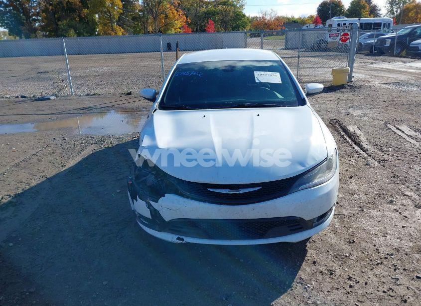 Photo 12 of 2015 Chrysler 200 S (VIN 1C3CCCBB4FN755785)