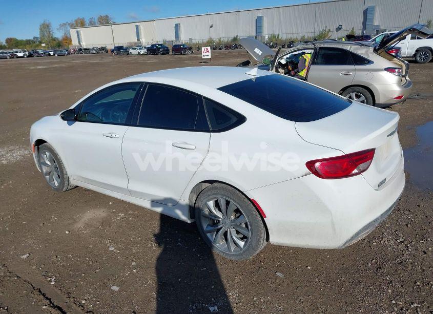 Photo 3 of 2015 Chrysler 200 S (VIN 1C3CCCBB4FN755785)