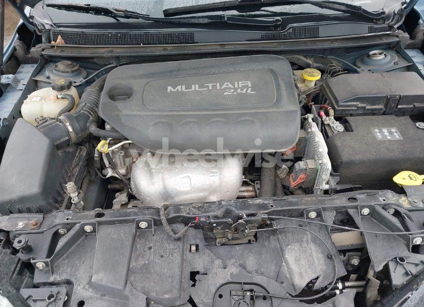 Photo 10 of 2015 Chrysler 200 S (VIN 1C3CCCBB5FN633971)