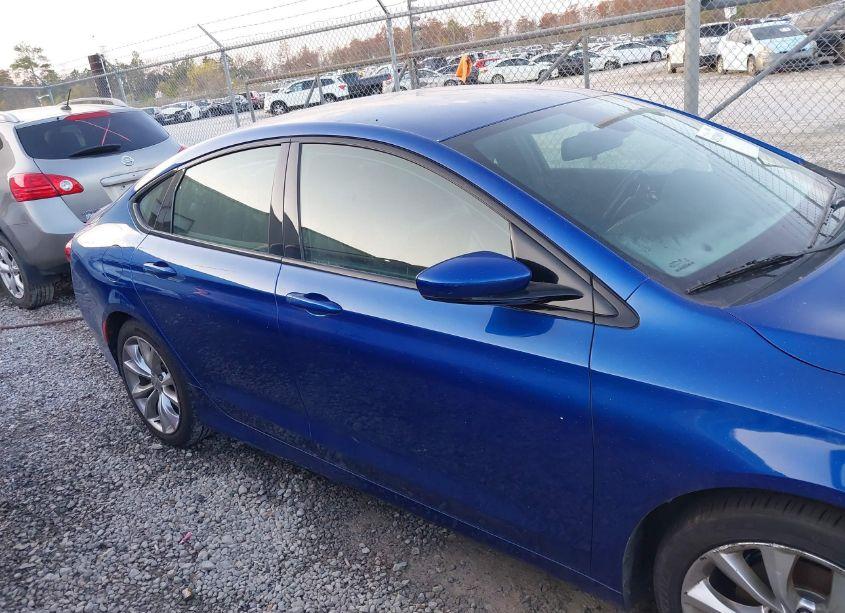 Photo 13 of 2015 Chrysler 200 S (VIN 1C3CCCBB5FN658840)