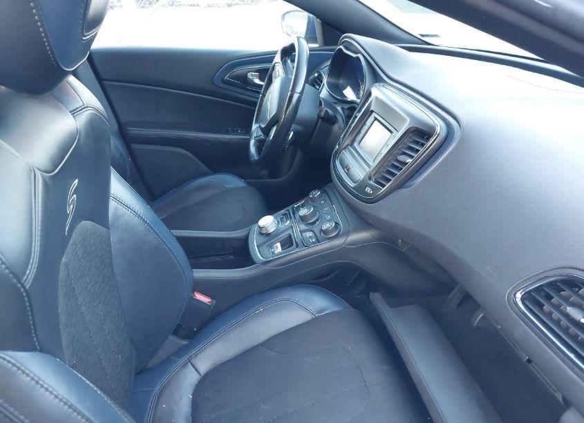 Photo 5 of 2015 Chrysler 200 S (VIN 1C3CCCBB5FN658840)