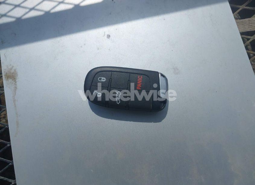 Photo 11 of 2015 Chrysler 200 S (VIN 1C3CCCBB5FN696911)