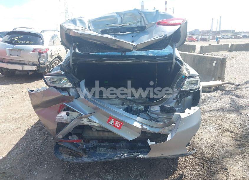 Photo 16 of 2015 Chrysler 200 S (VIN 1C3CCCBB5FN696911)