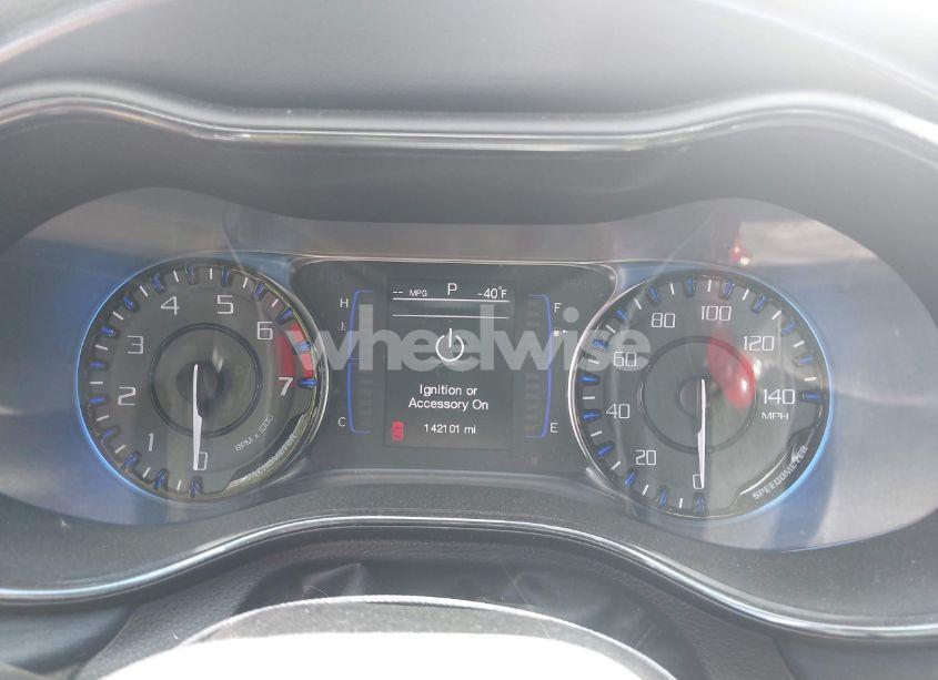 Photo 7 of 2015 Chrysler 200 S (VIN 1C3CCCBB5FN696911)