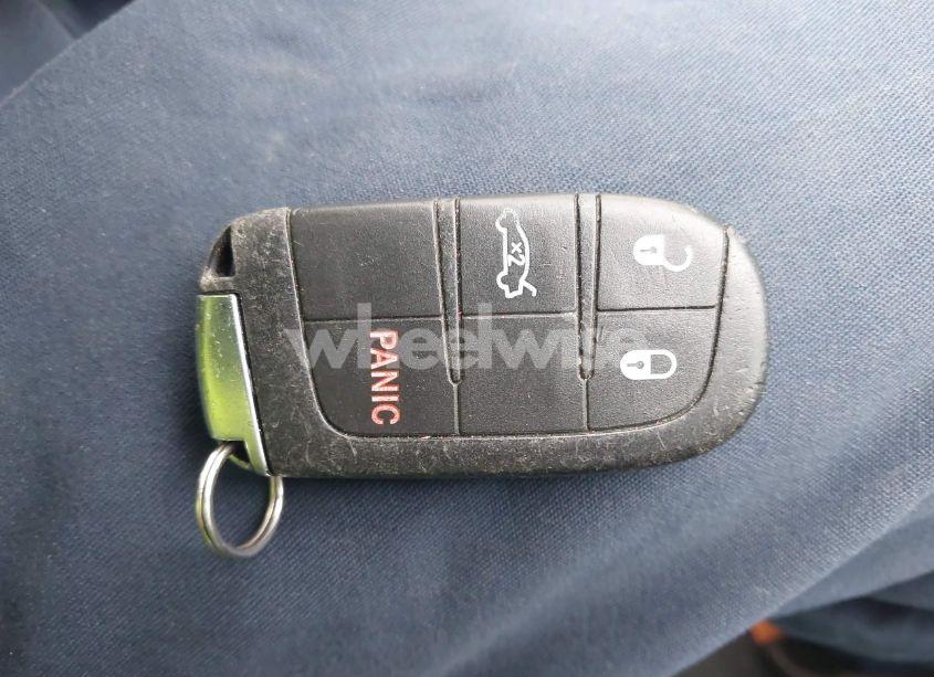 Photo 11 of 2015 Chrysler 200 S (VIN 1C3CCCBB5FN713268)