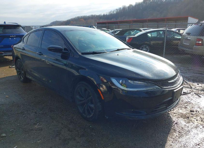 2015 Chrysler 200 S (VIN 1C3CCCBB5FN731396) main photo