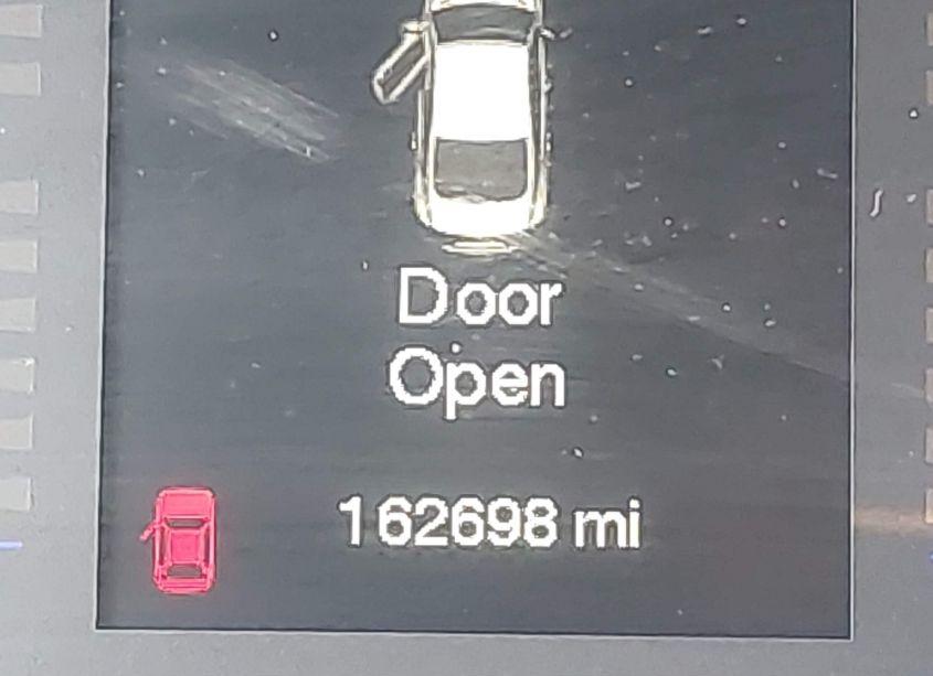 Photo 16 of 2015 Chrysler 200 S (VIN 1C3CCCBB5FN731396)