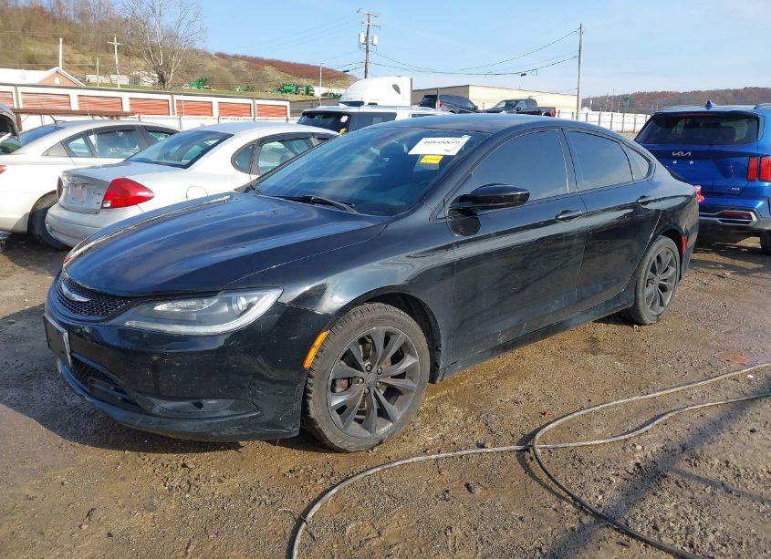 Photo 2 of 2015 Chrysler 200 S (VIN 1C3CCCBB5FN731396)