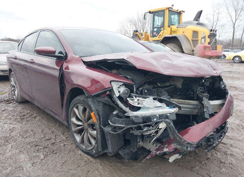 2015 Chrysler 200 S (VIN 1C3CCCBB5FN760056) main photo