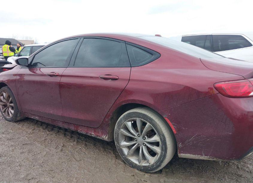 Photo 14 of 2015 Chrysler 200 S (VIN 1C3CCCBB5FN760056)