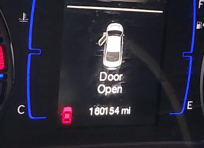 Photo 15 of 2015 Chrysler 200 S (VIN 1C3CCCBB5FN760056)