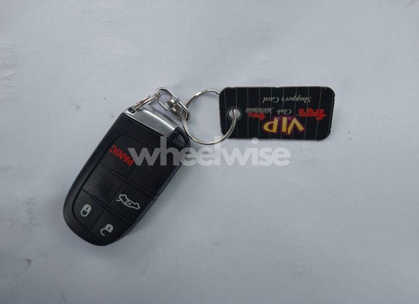 Photo 11 of 2016 Chrysler 200 S (VIN 1C3CCCBB5GN128529)