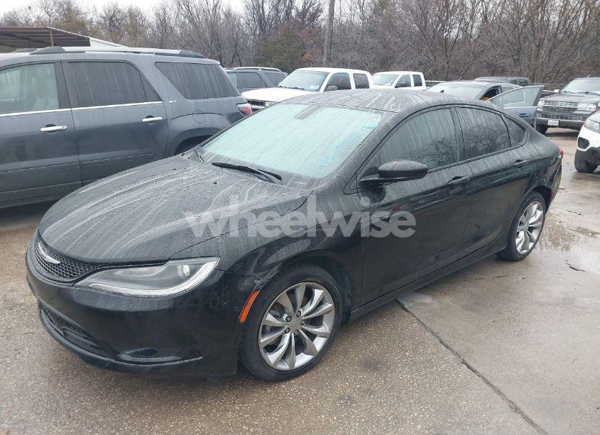 Photo 2 of 2016 Chrysler 200 S (VIN 1C3CCCBB5GN128529)