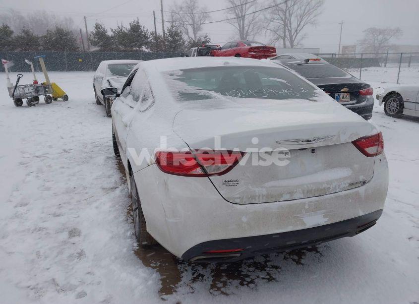 Photo 3 of 2016 Chrysler 200 S (VIN 1C3CCCBB5GN188021)