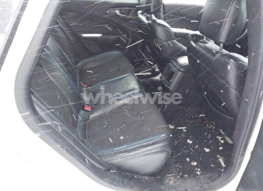 Photo 8 of 2016 Chrysler 200 S (VIN 1C3CCCBB5GN188021)